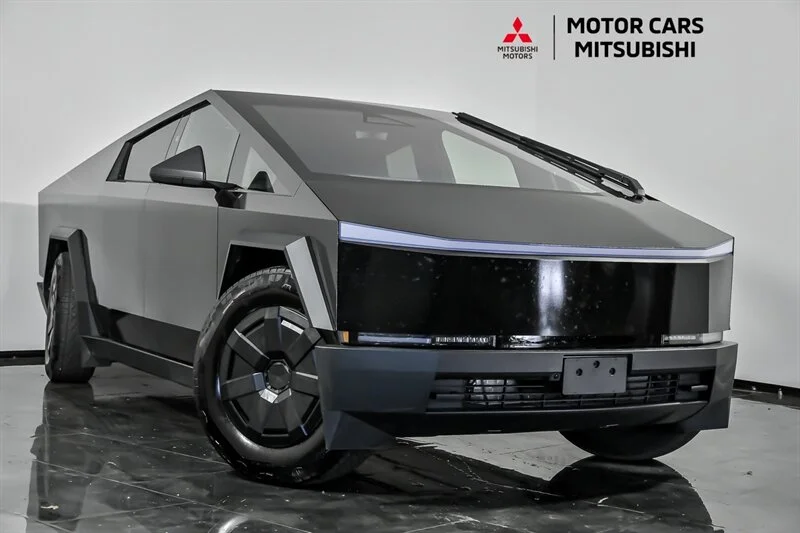 2024 Tesla Cybertruck All-Wheel Drive's photo
