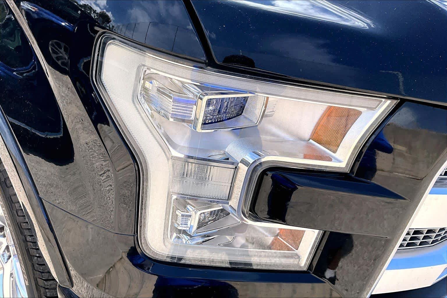Used 2016 Shadow Black Ford Platinum image 27