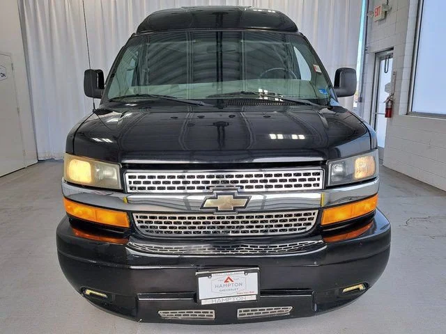 Used 2015 Black Chevrolet Work Van image 3