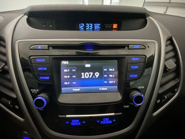 Used 2016 White Hyundai Value Edition image 16