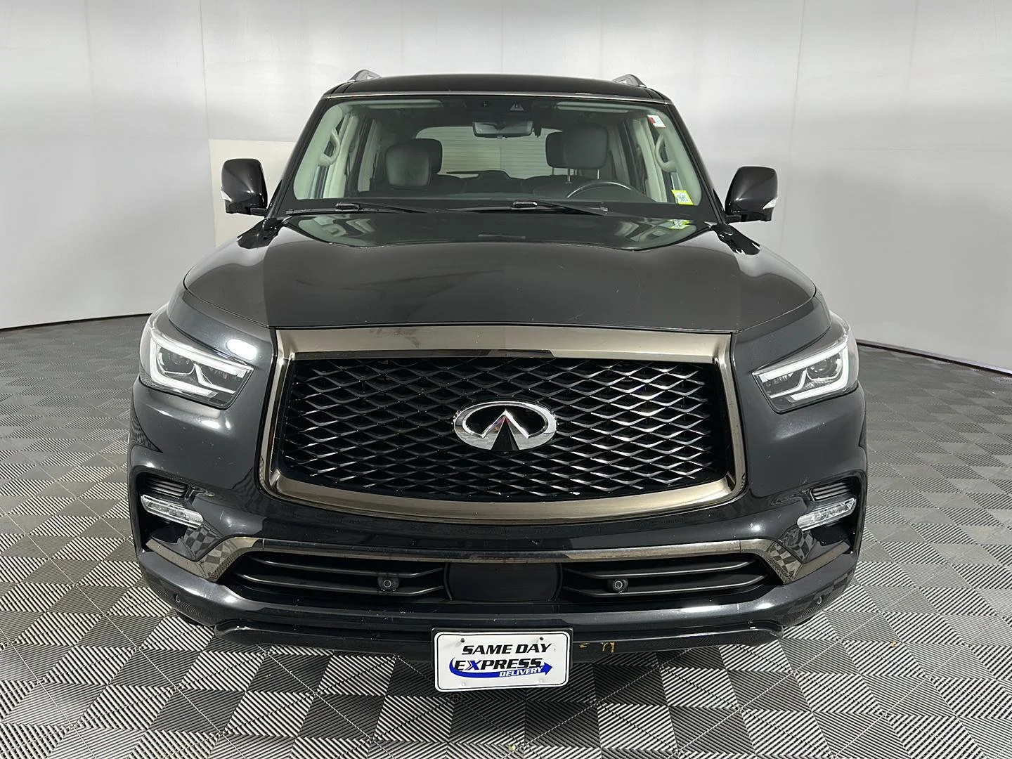 Used 2021 Mineral Black INFINITI PREMIUM SELECT image 4