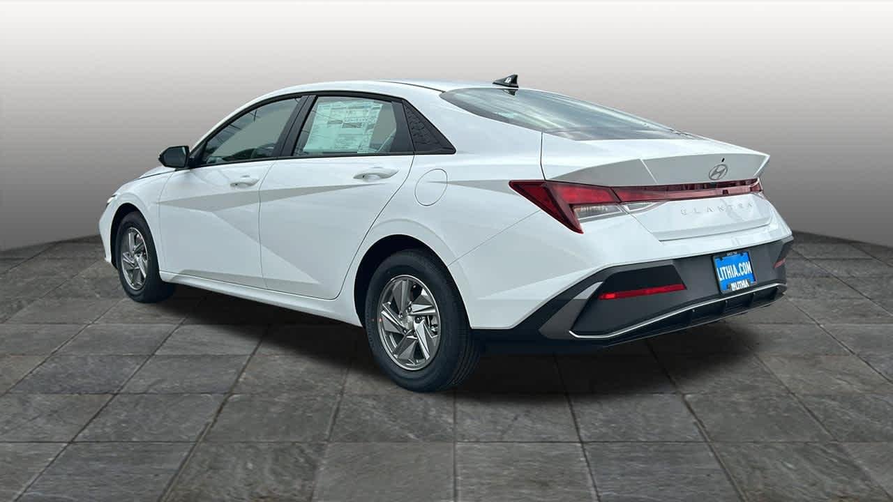 New 2026 Serenity White Hyundai SE image 37