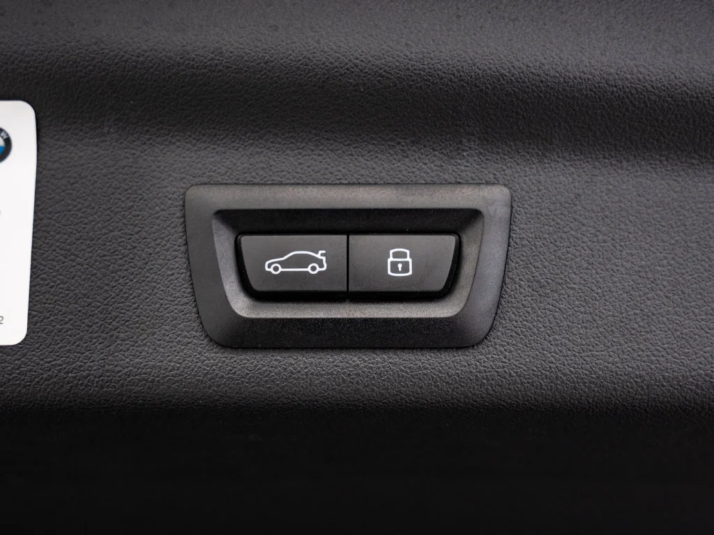 Used 2023 Cape York Green Metallic BMW xDrive28i image 22
