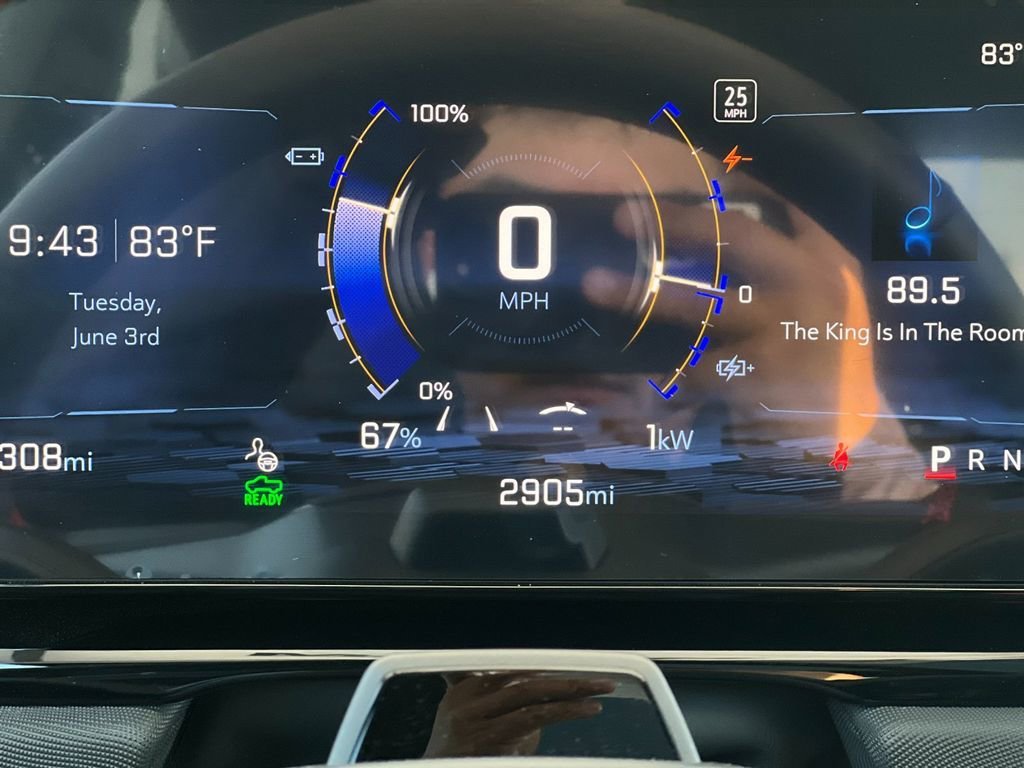 2025 Chevrolet Silverado EV RST - Photo 24