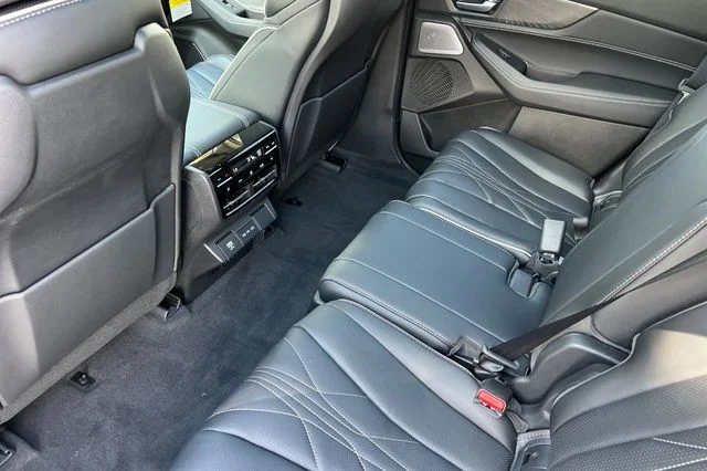 New 2026 Platinum White Pearl Acura Advance Package image 9