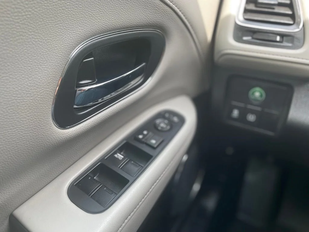 2017 Honda HR-V EX-L - Photo 13