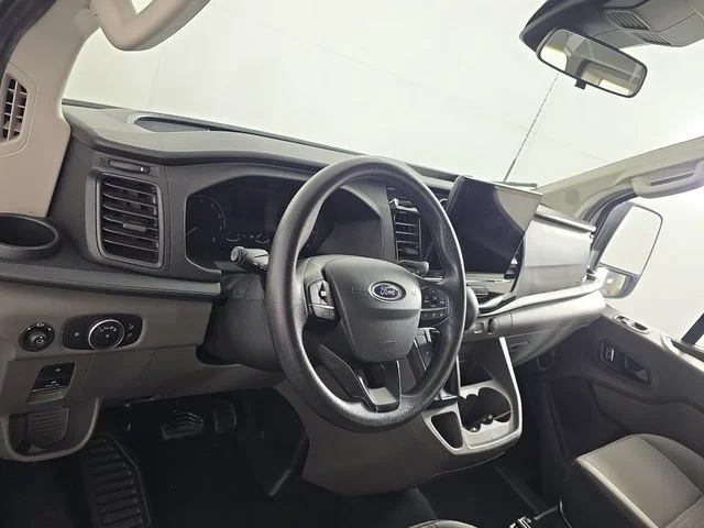 Used 2024 Oxford White Ford XLT image 11