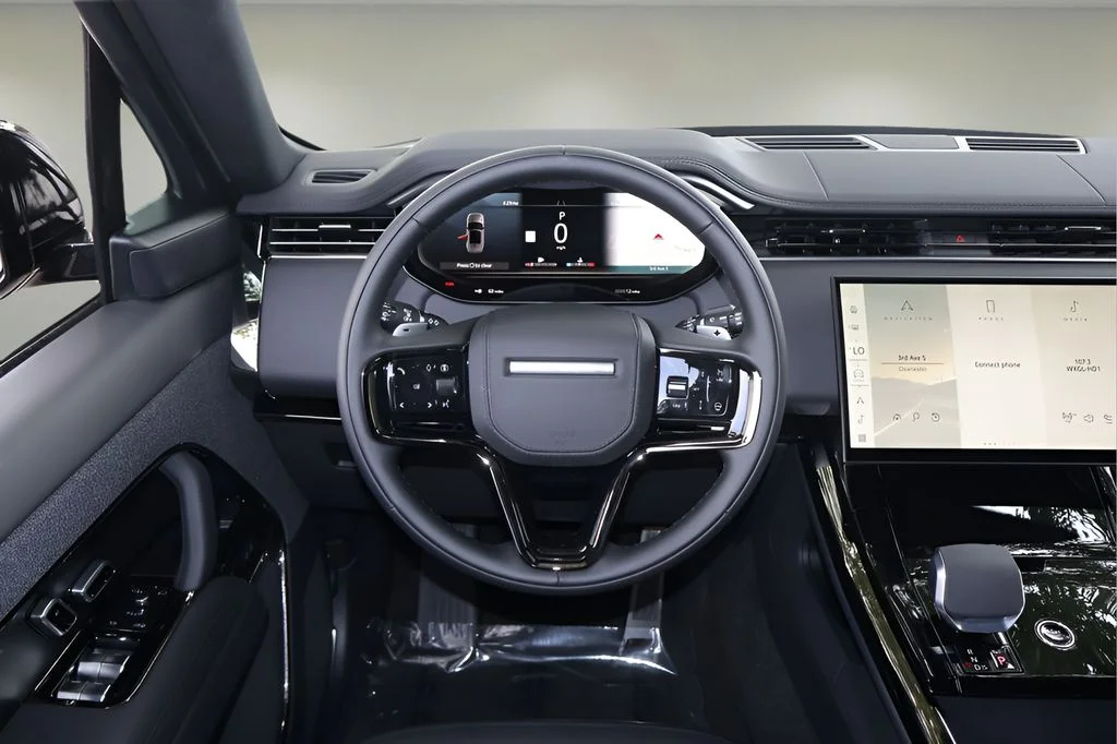New 2026 Charente Grey Land Rover Dynamic SE image 14