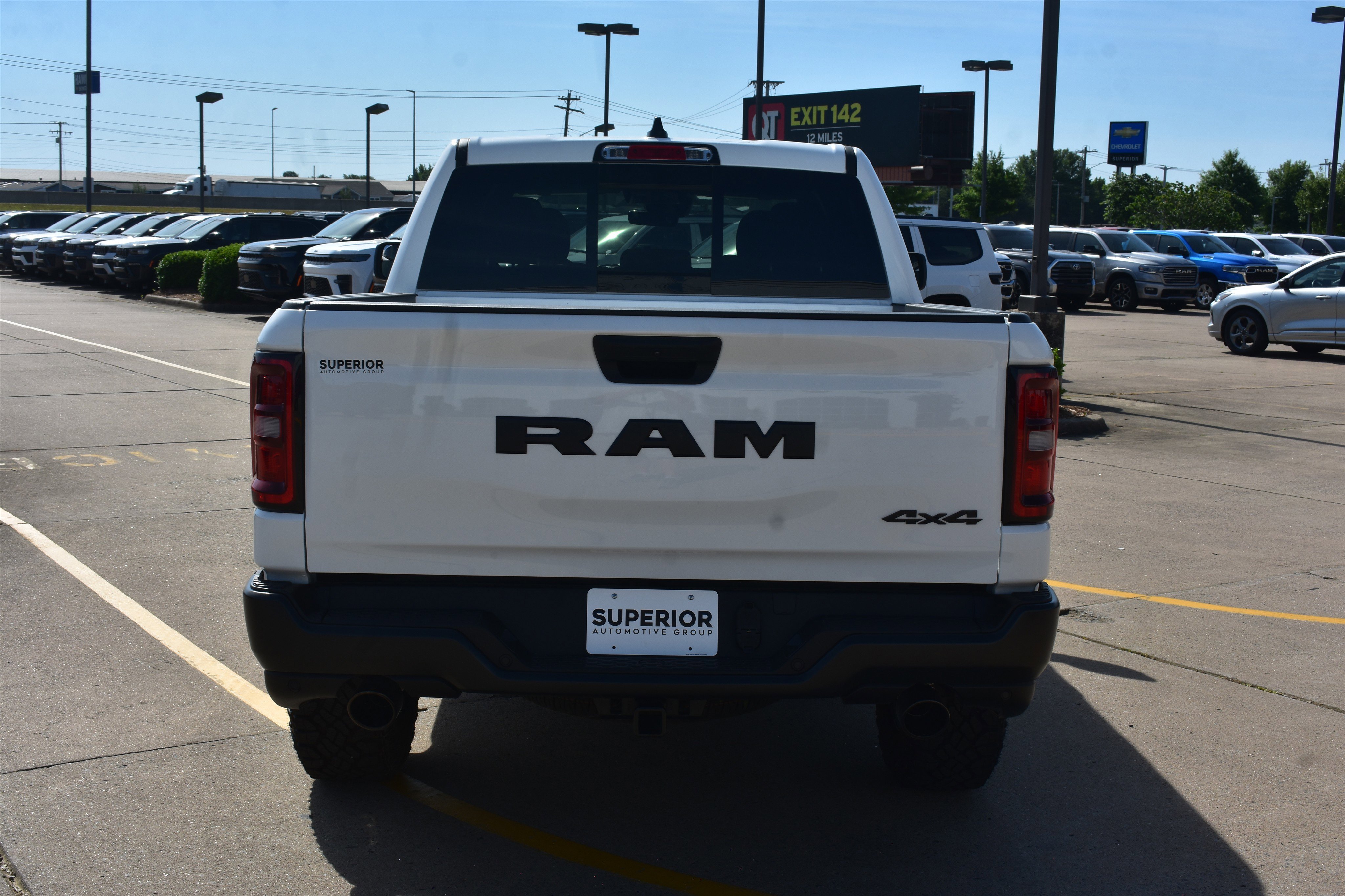 New 2026 Bright White Clear-Coat Exterior Paint RAM Warlock image 6