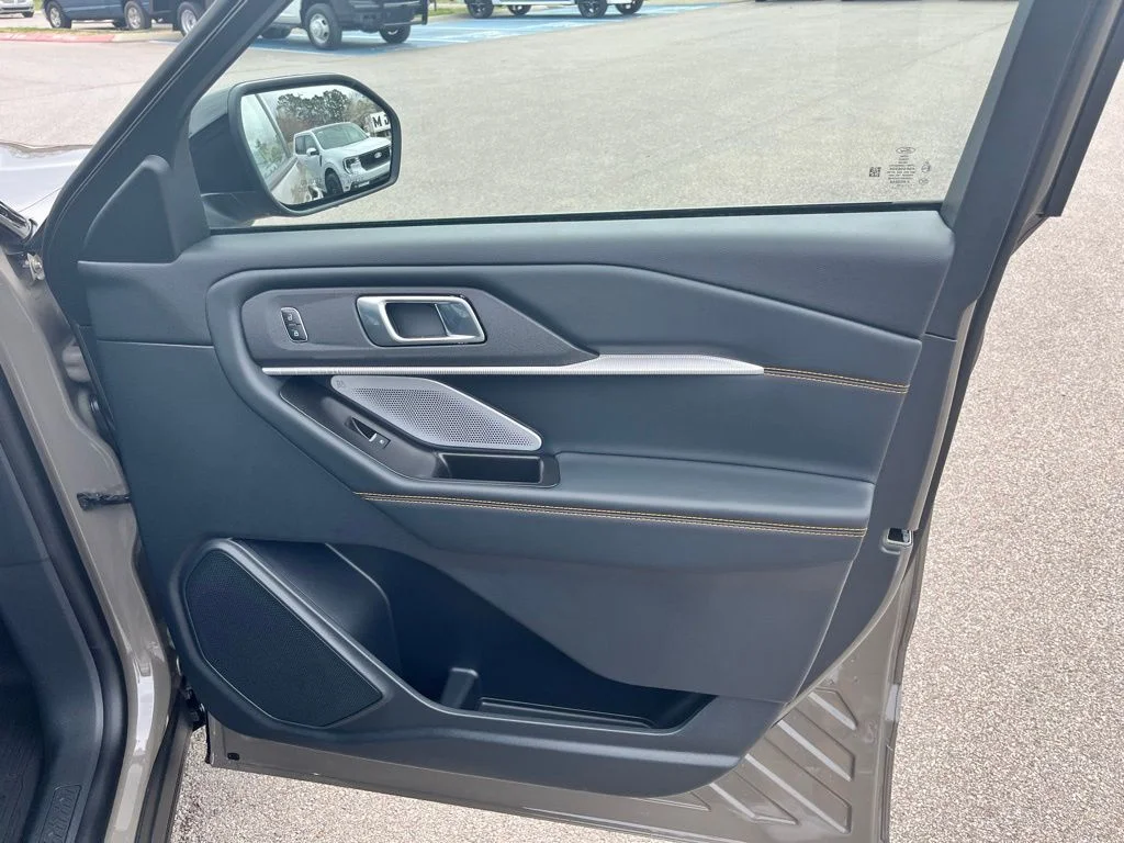 New 2026 Gray Ford Tremor image 7