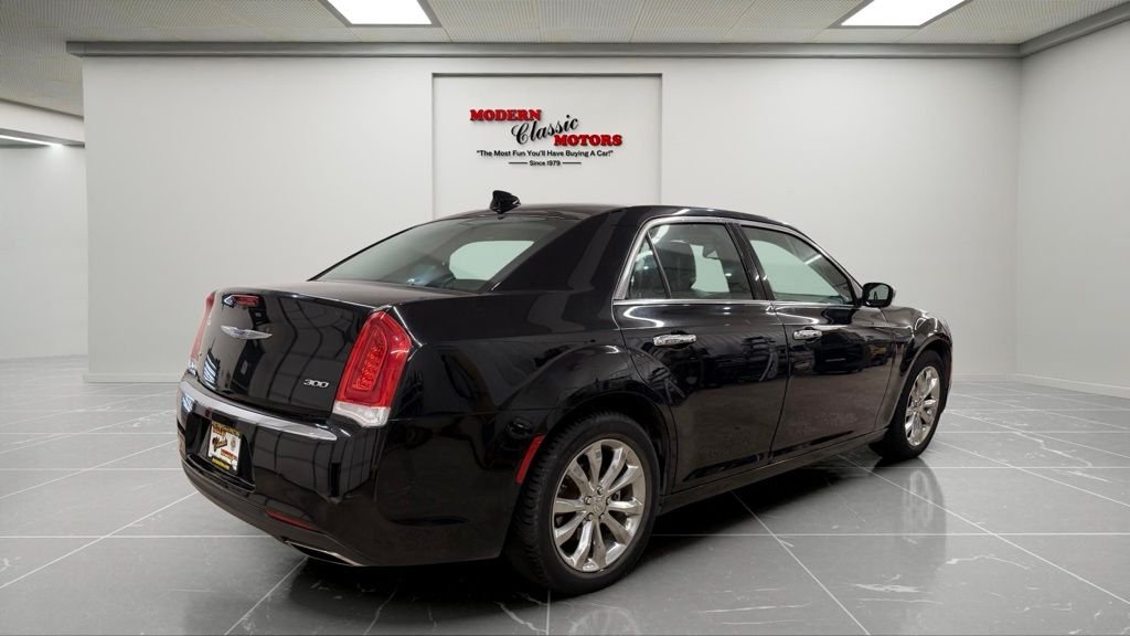 Used 2019 Black Chrysler Limited image 7