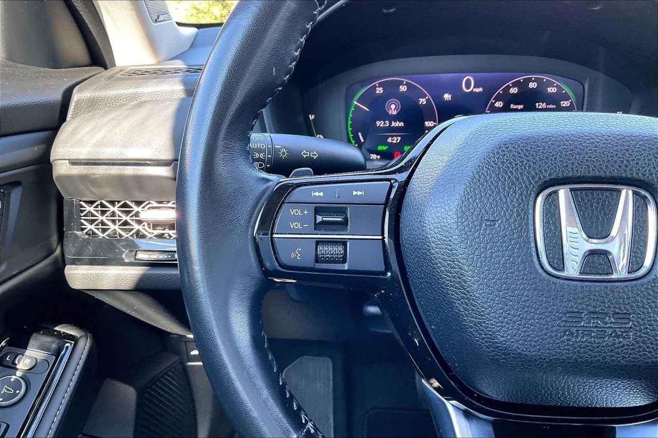 Certified Used 2023  Honda Touring image 30