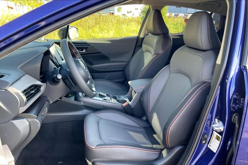 New 2026 SAPPHIRE BLUE PEARL Subaru Limited Hybrid image 9