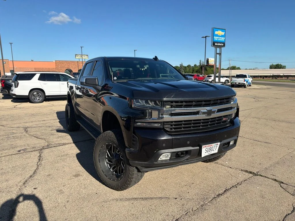 Used 2021 Black Chevrolet LT image 6