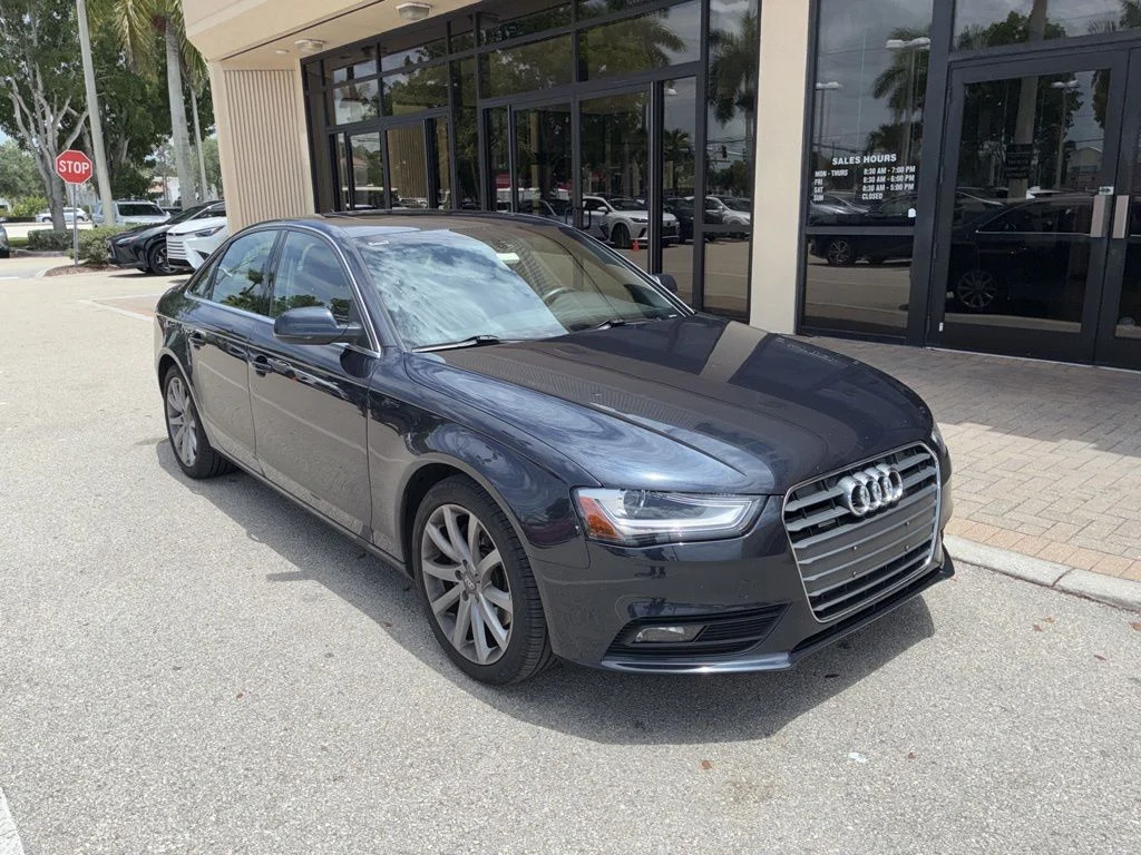 2013 Audi A4 2.0T quattro tiptronic Premium's photo