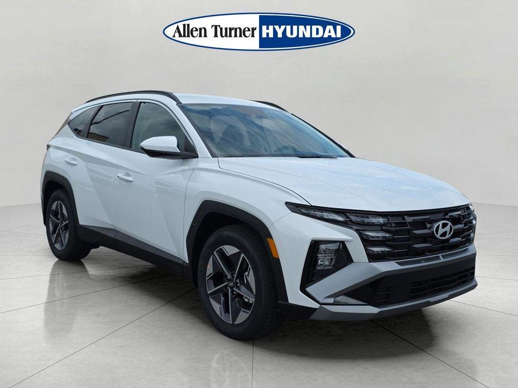 New 2026 White Pearl Hyundai SEL FWD image 2