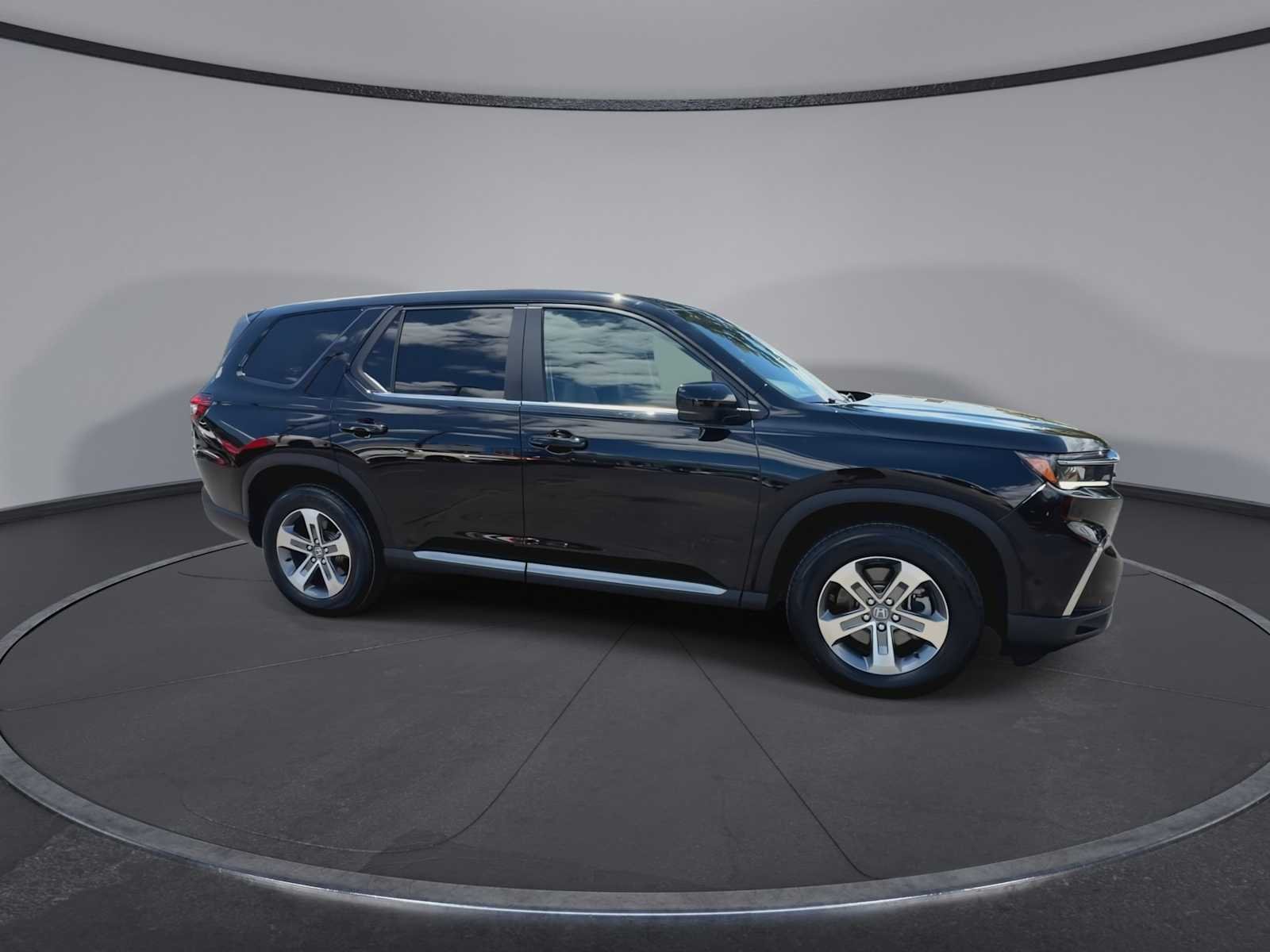 2024 Honda Pilot EX-L - Photo 9