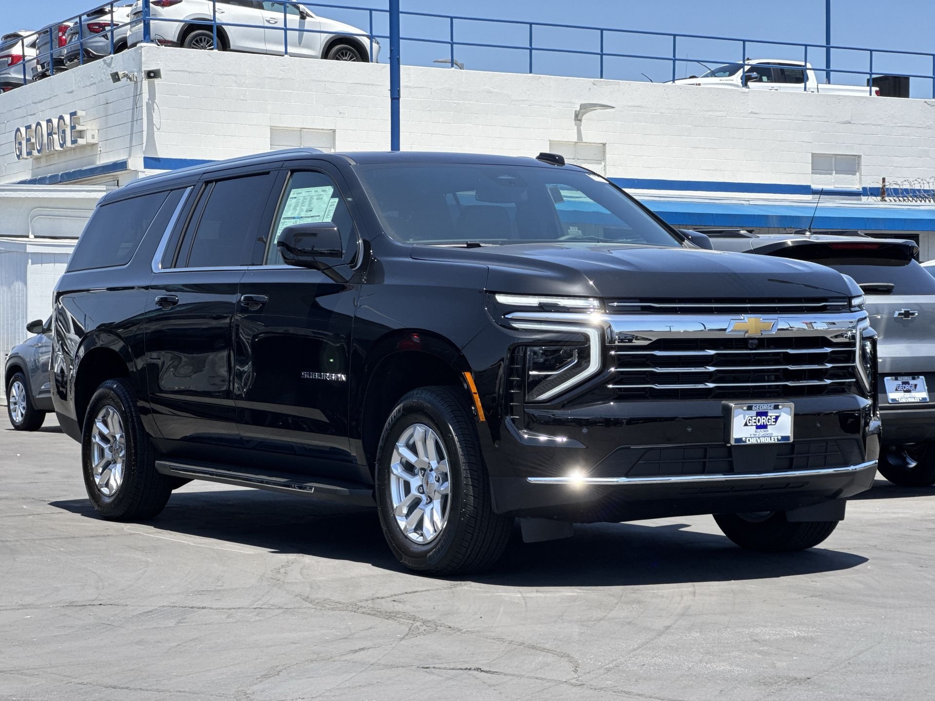2026 Chevrolet Suburban LT - Photo 12