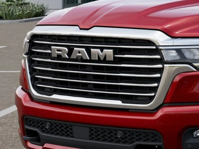 New 2026 Molten Red Pearl-Coat Exterior Paint RAM Laramie image 115