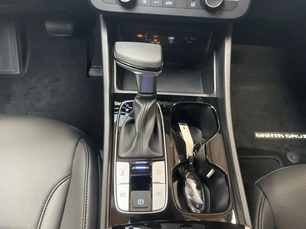 New 2027 Phantom Black Hyundai SE image 16