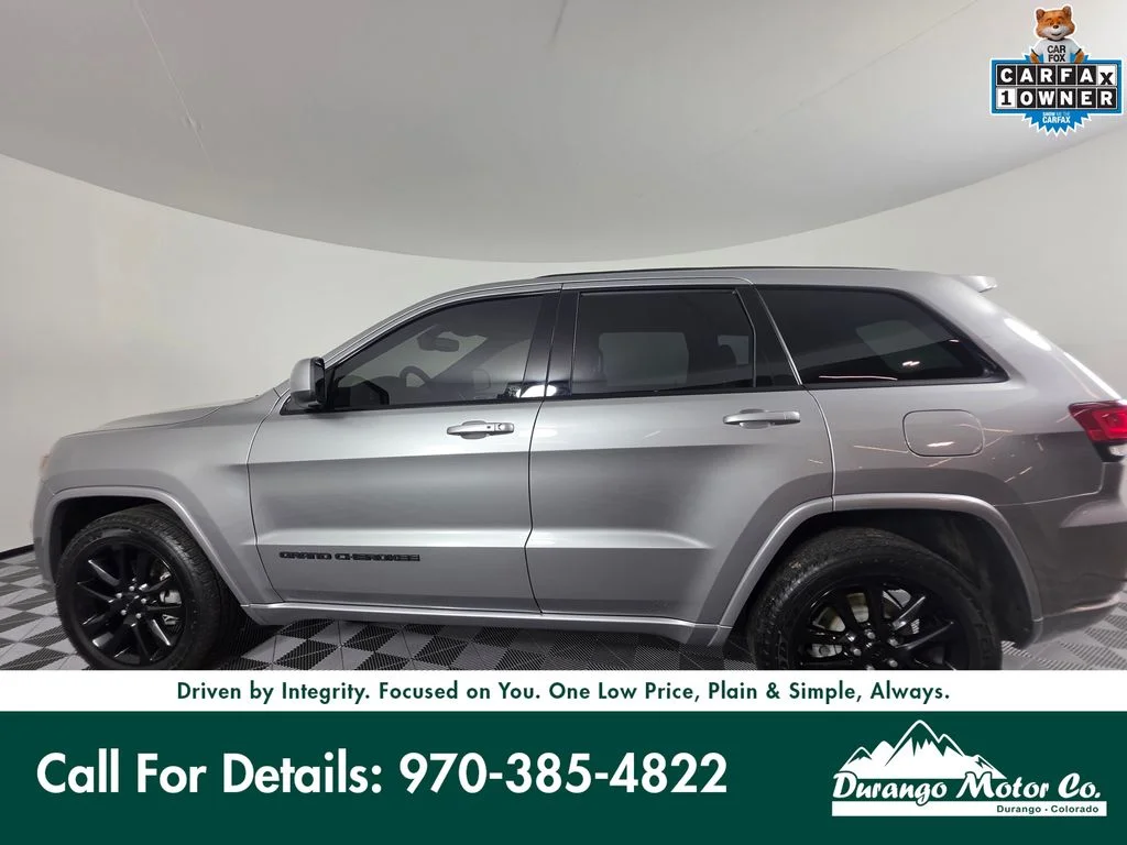Used 2017 Silver Jeep Altitude image 5