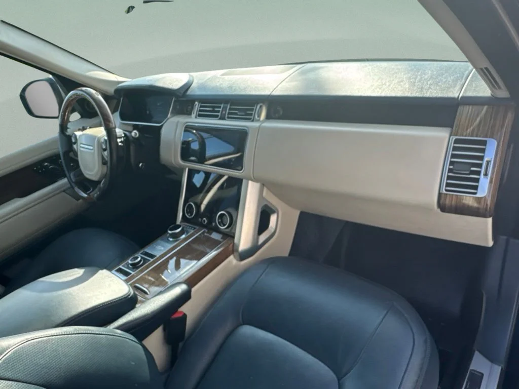 Used 2022 Santorini Black Metallic Land Rover Westminster image 36