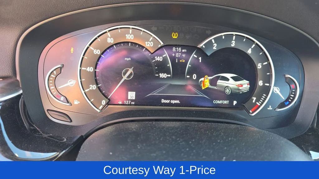 Used 2018 Black BMW 540i xDrive image 13