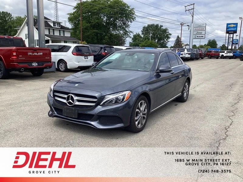 Used 2016  Mercedes-Benz C 300 image 3