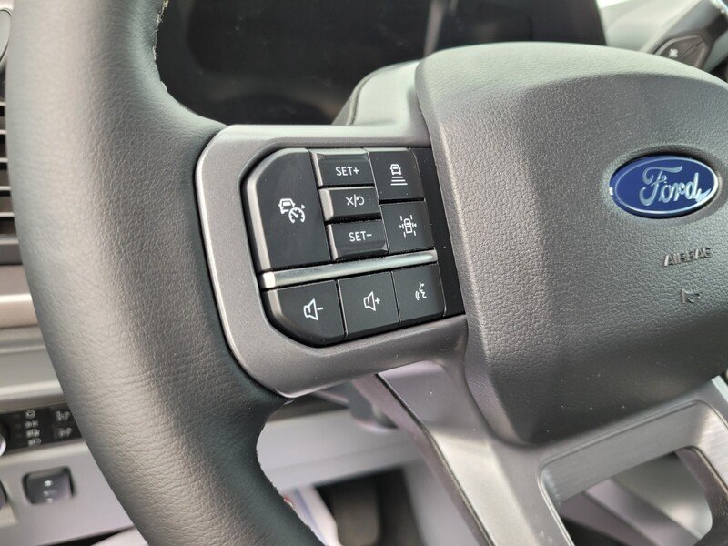 2025 Ford F-150 XLT - Photo 43