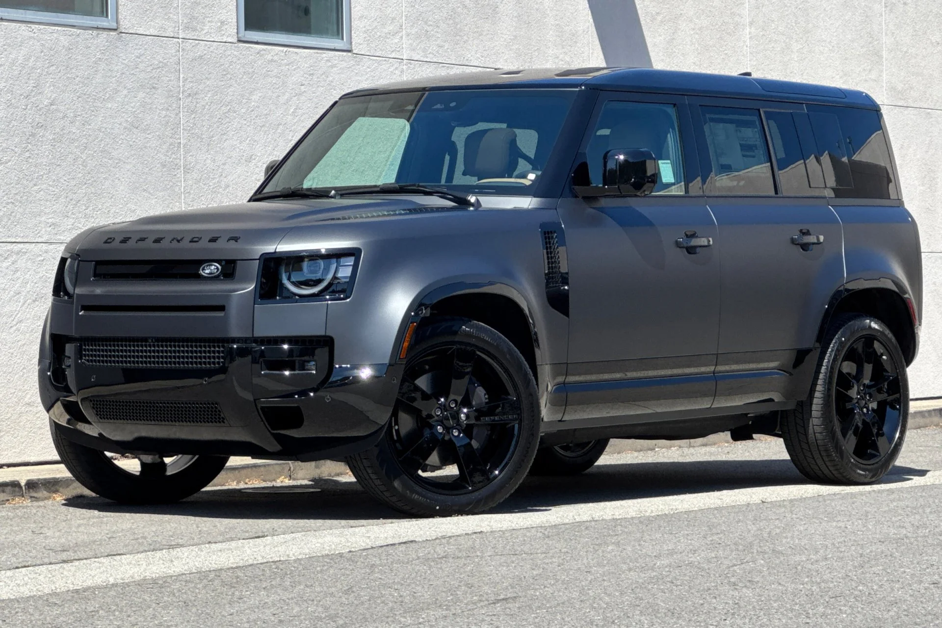New 2026 Carpathian Grey Land Rover X-Dynamic SE image 1