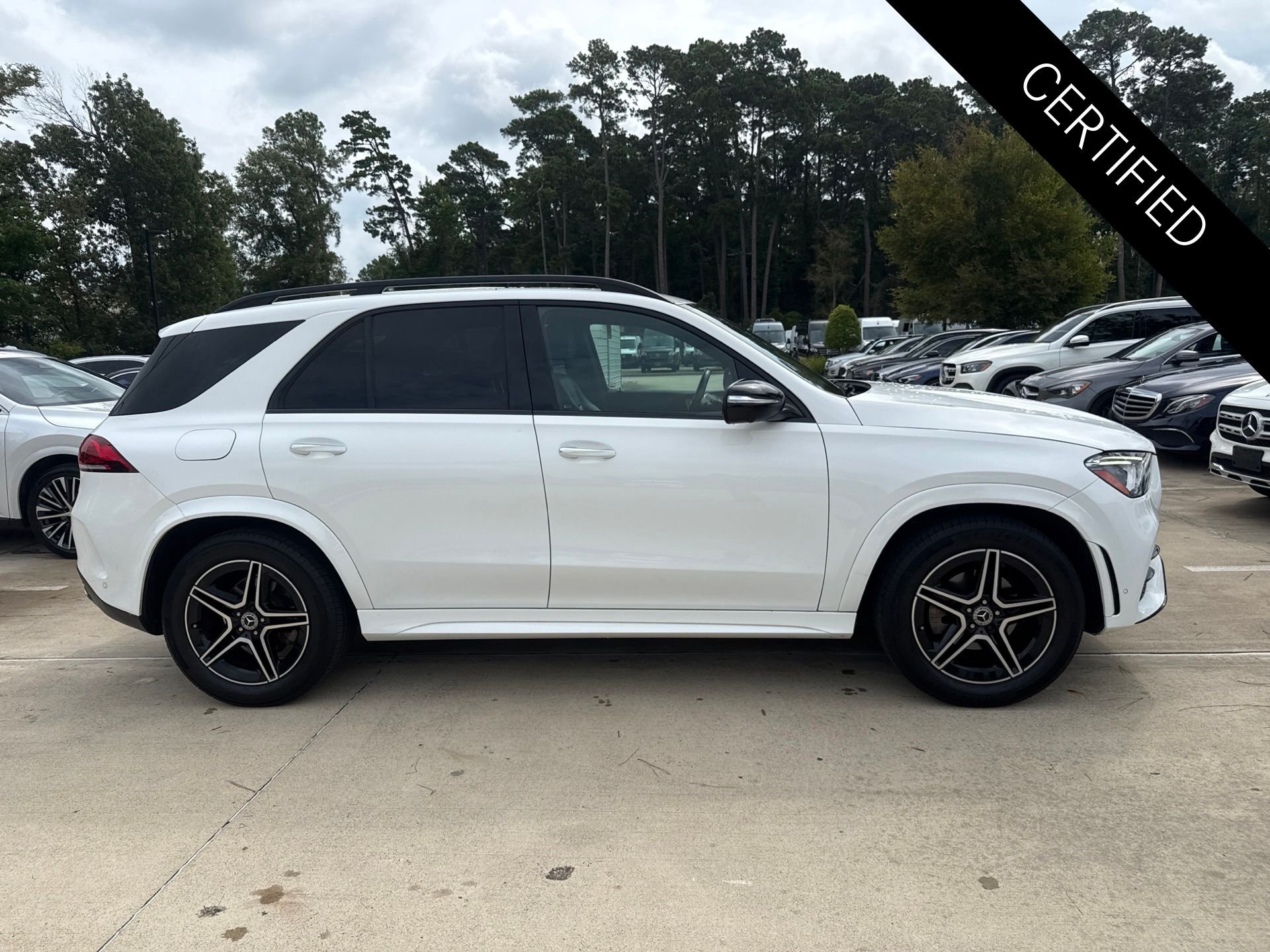 Certified Used 2023 Polar White Mercedes-Benz GLE 350 image 3