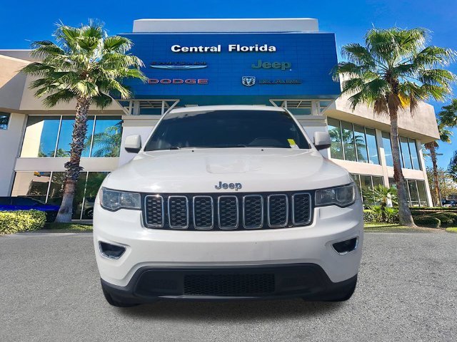 Used 2018 White Jeep Laredo image 3