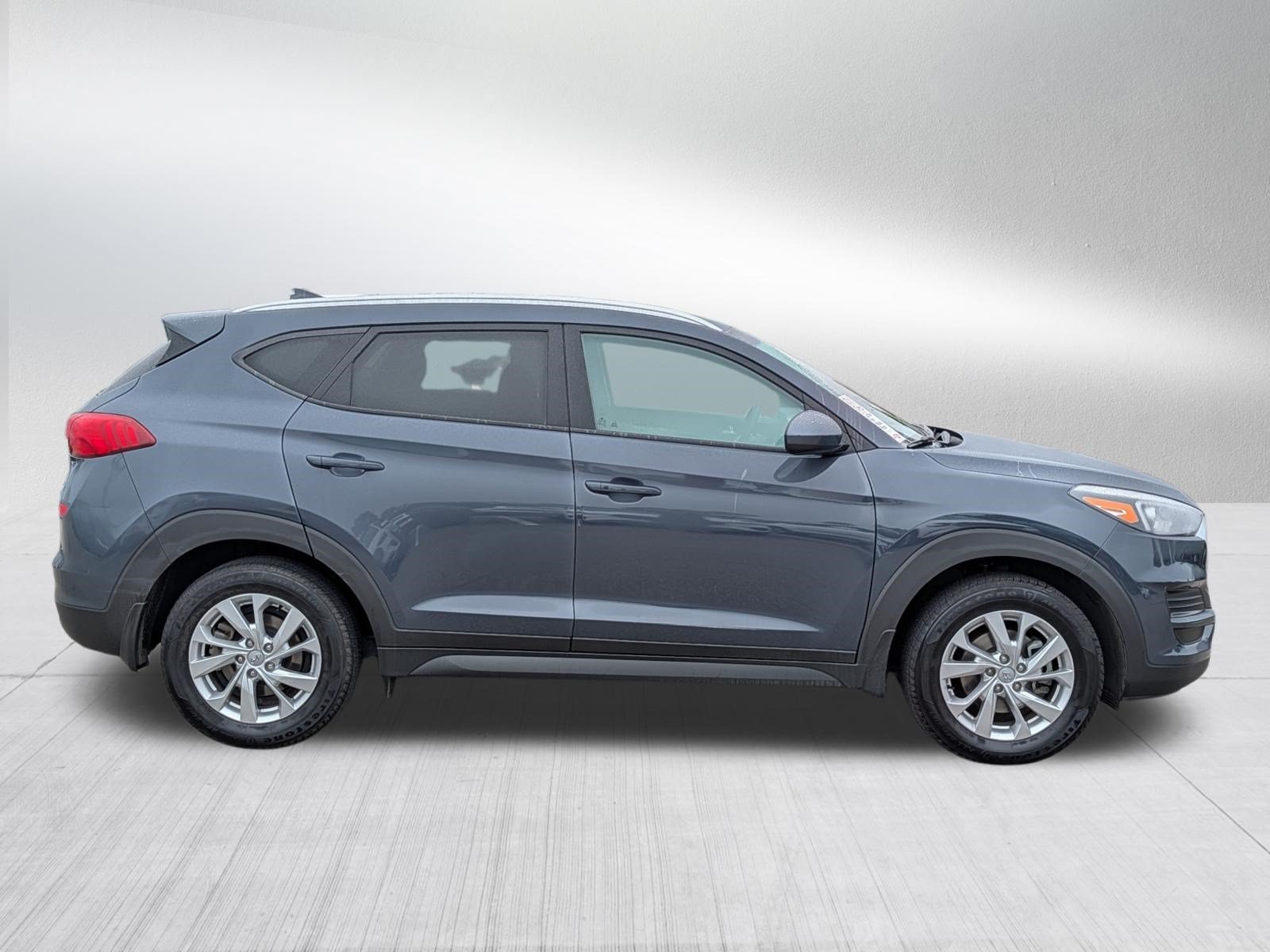 Used 2019 Dusk Blue Hyundai Value image 8