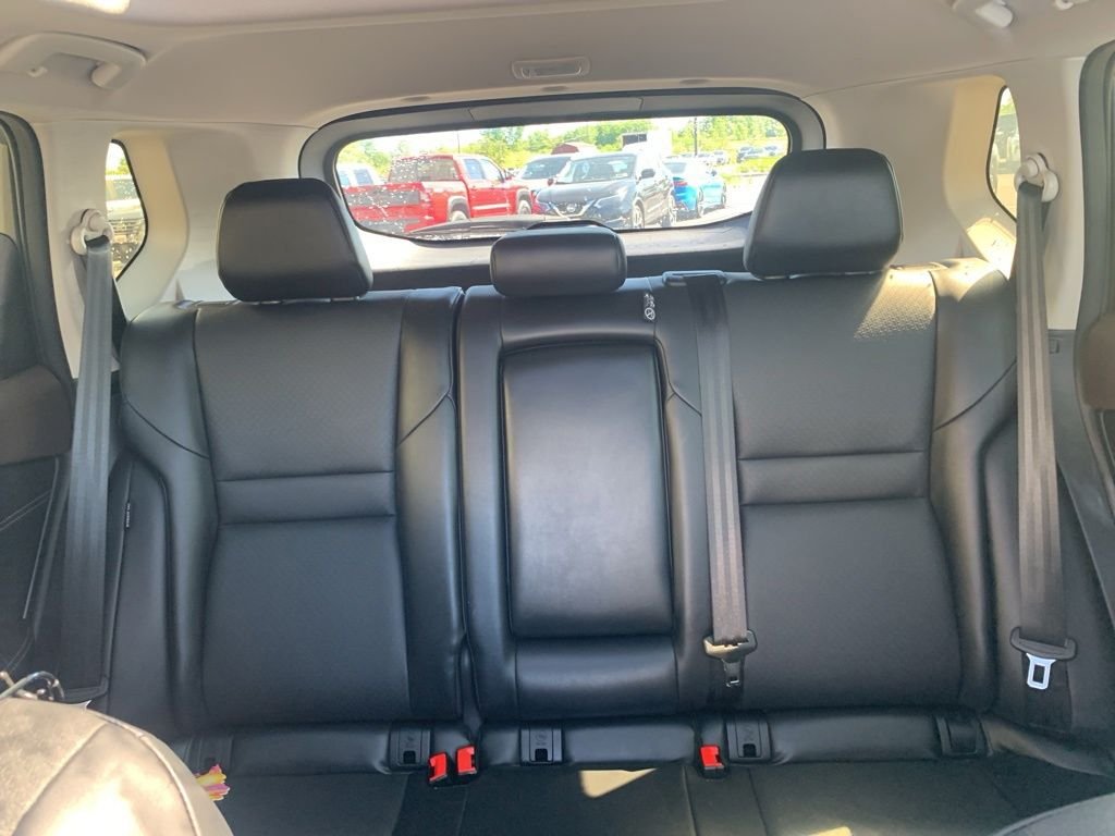Used 2023 Gray Nissan SV image 26