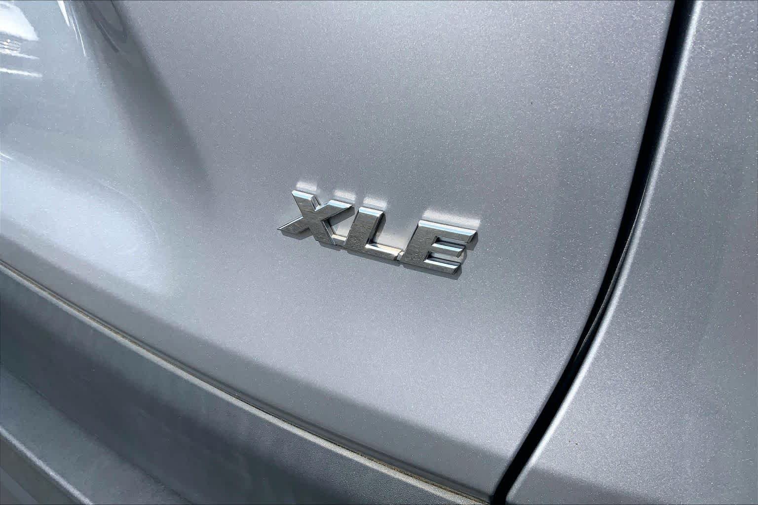 Used 2023 Silver Sky Metallic Toyota XLE image 10