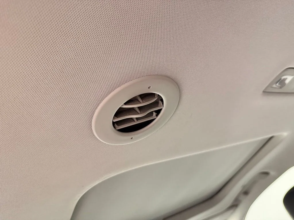 Used 2020 White Chevrolet Premier image 19