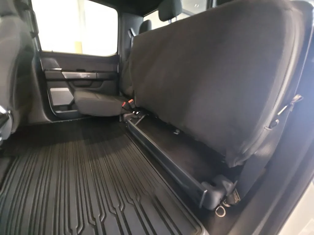 Used 2022 White Ford XLT image 29