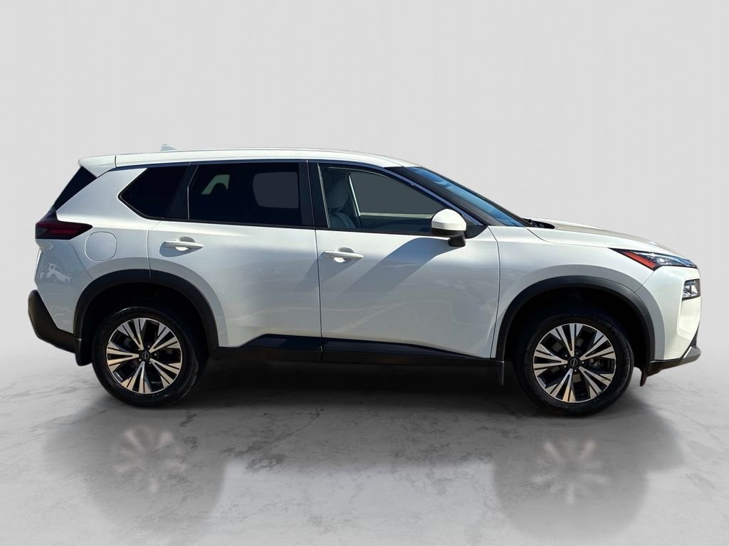Used 2023 White Nissan SV image 8