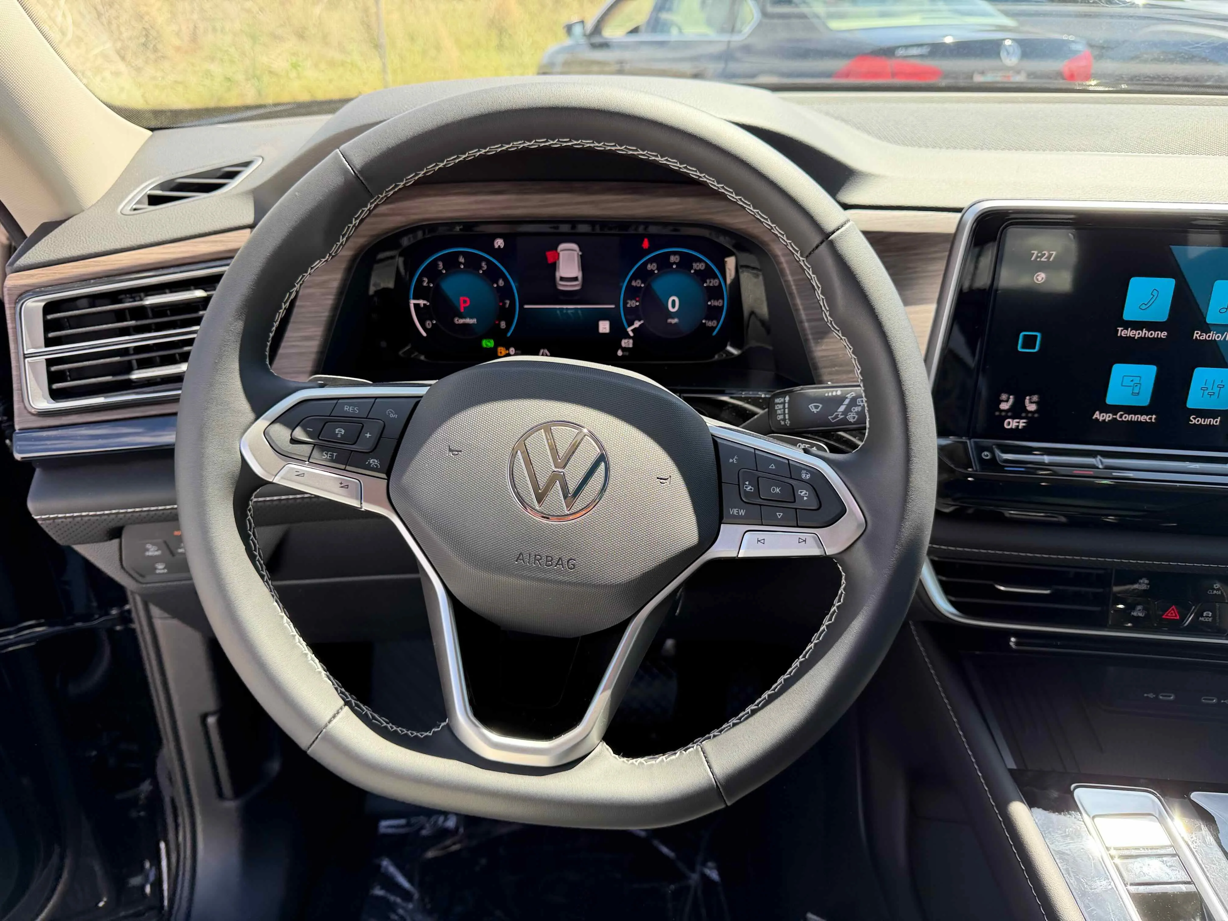 New 2026 Deep Black Volkswagen 2.0T SEL image 16