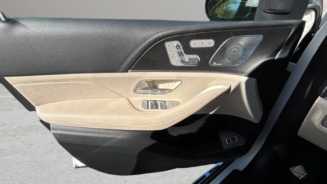 Used 2021  Mercedes-Benz GLE 450 image 17