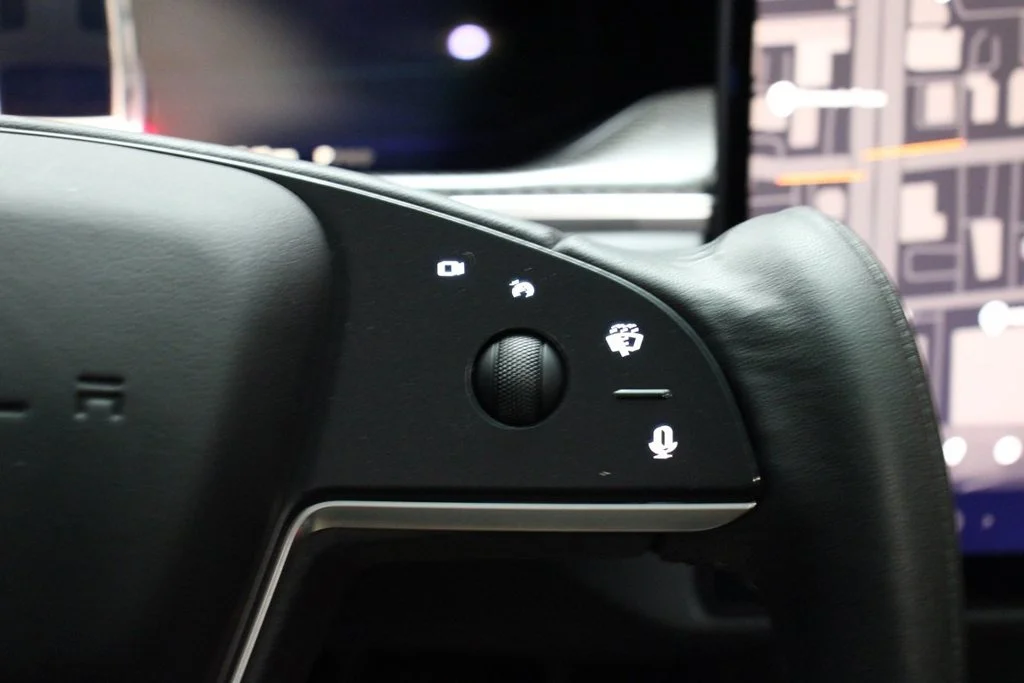 Used 2022 Solid Black Tesla Plaid image 30