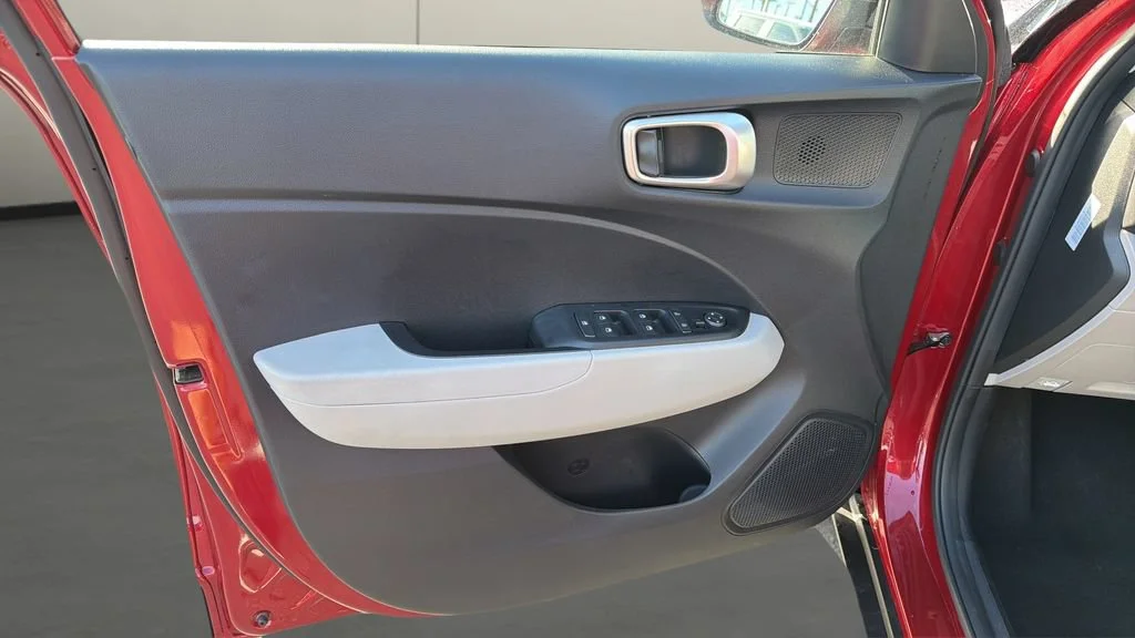 Used 2025 Red Hyundai SEL image 13