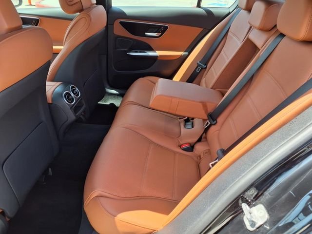 2025 Mercedes-Benz C-Class Sedan C 300 - Photo 18