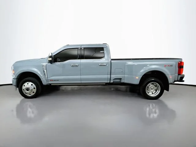 Used 2026 Gray Metallic Ford Platinum image 4