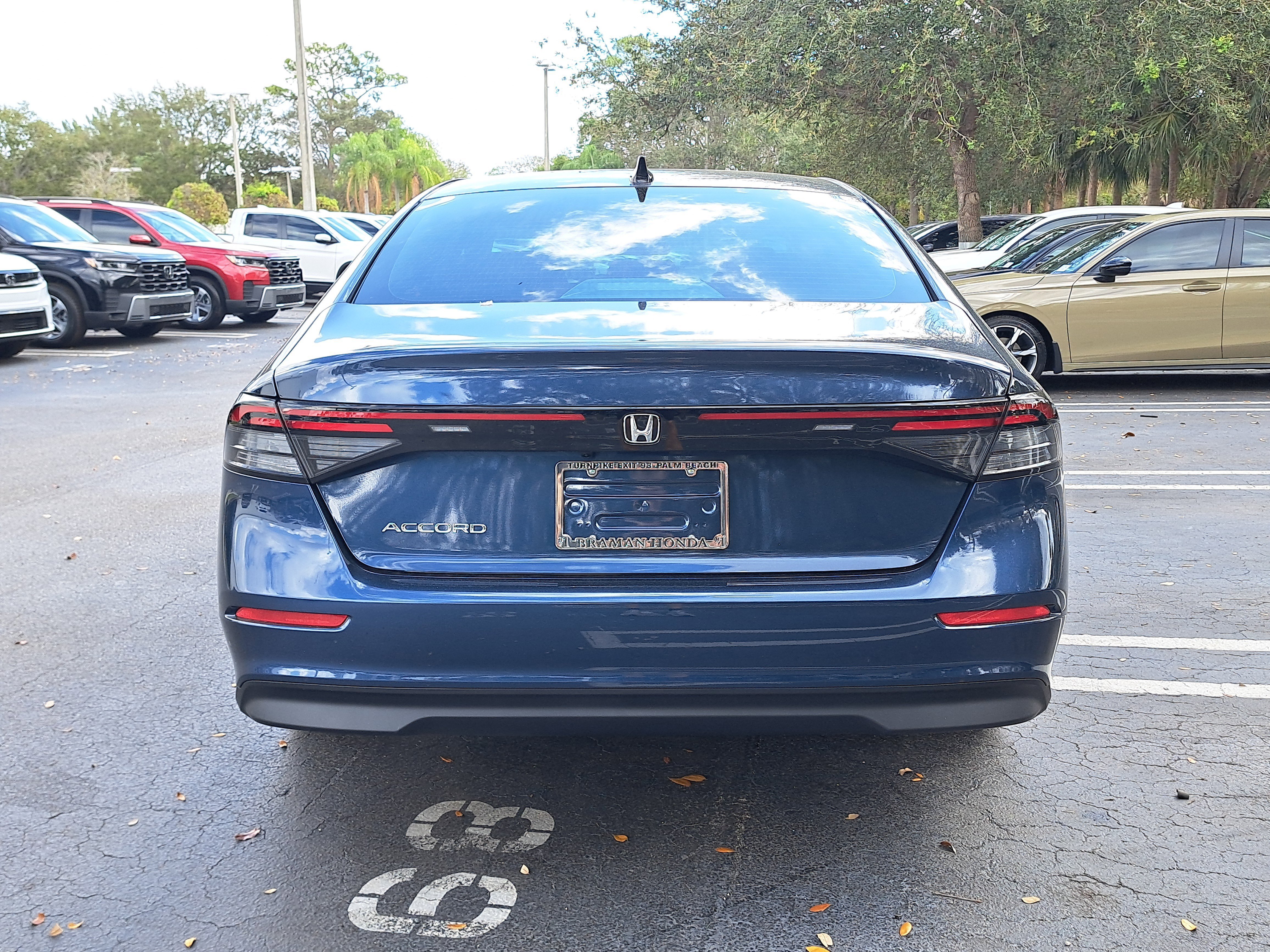 New 2026 Canyon River Blue Metallic Honda SE image 5