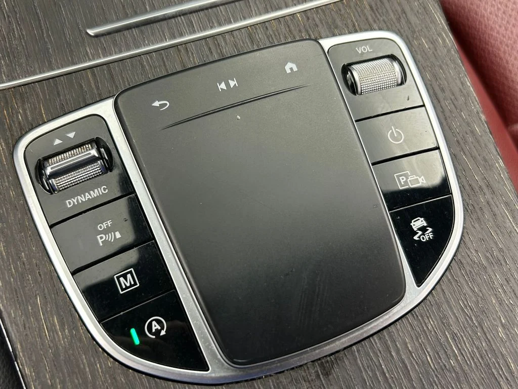 Used 2022 Diamond White Mercedes-Benz GLC 300 Coupe image 31