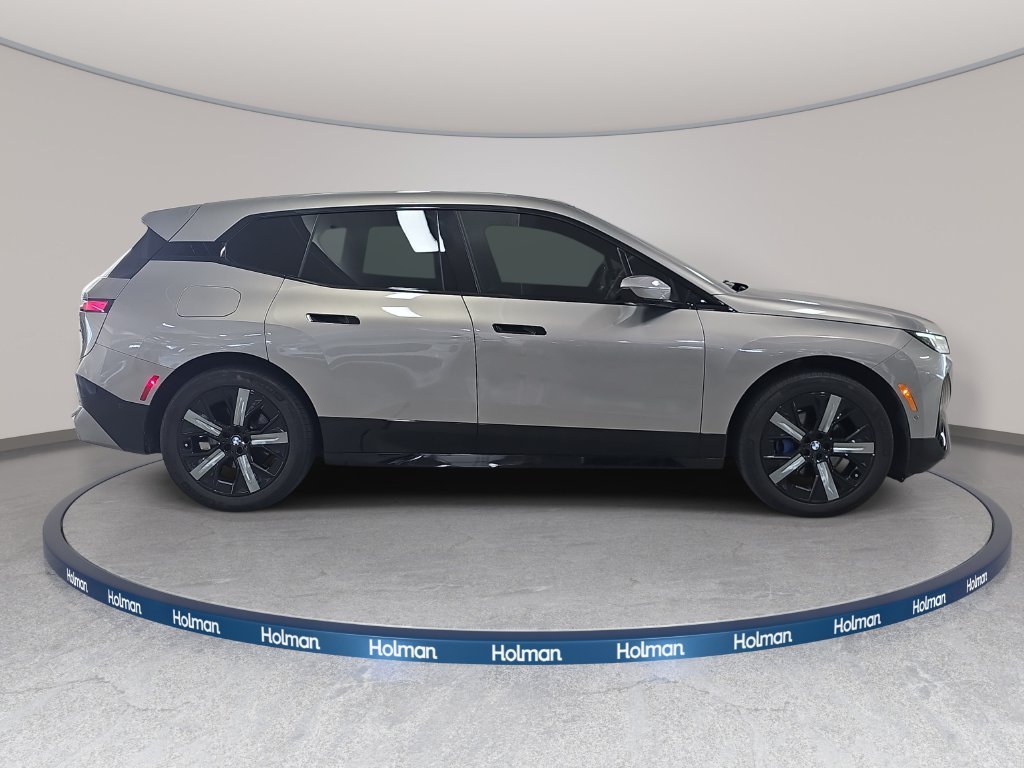 Certified Used 2024 Oxide Gray Metallic BMW xDrive50 image 6