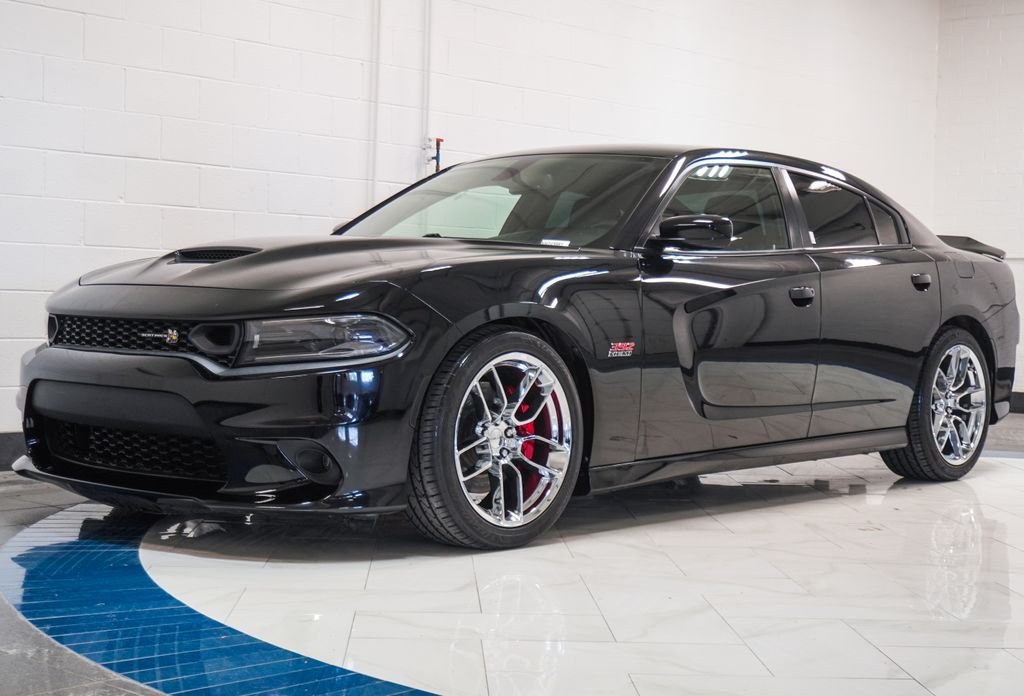 Used 2022 Black Dodge R/T Scat Pack image 4