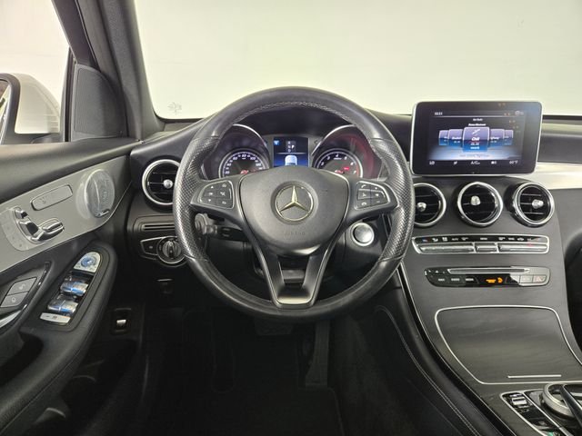 Used 2019 White Mercedes-Benz GLC 300 image 24
