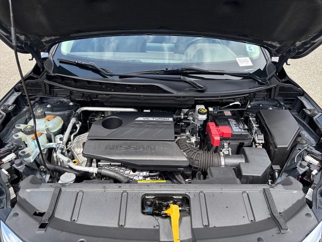 Used 2023 Super Black Nissan SV image 25